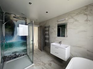 Photo 9- click for photo gallery